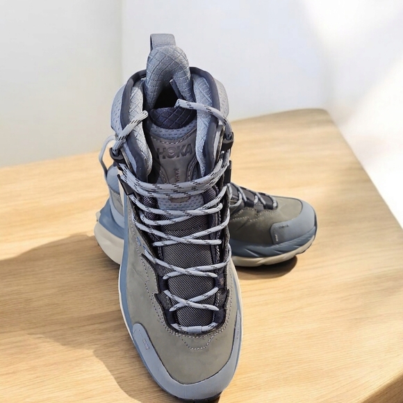 Womens Hoka kaha 2 Gray High-Top Boots with Rugged Sole and Secure Lacing - Picture 6 of 9